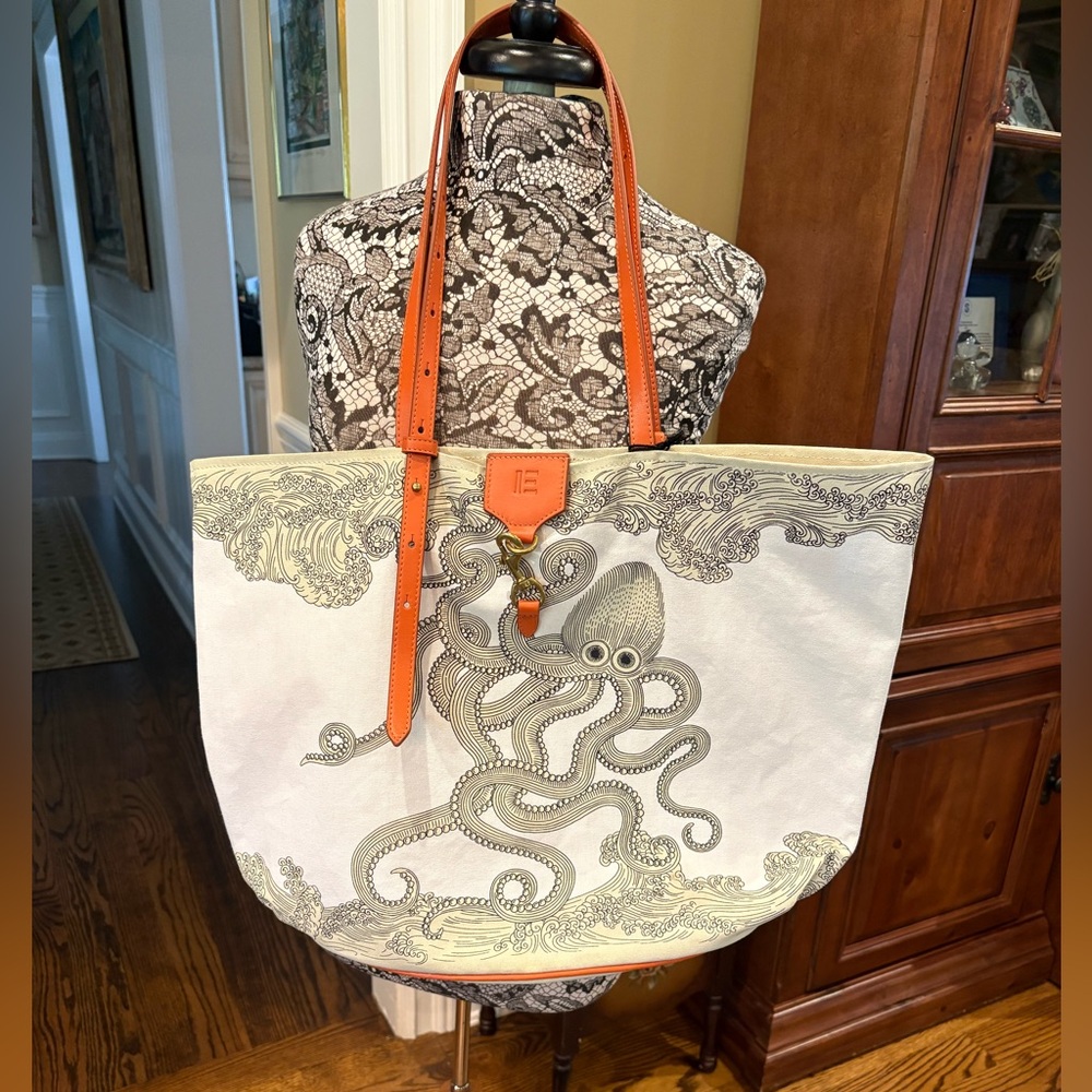 Inoui Editions Soft Shopping Tote - Poseidon - NWT